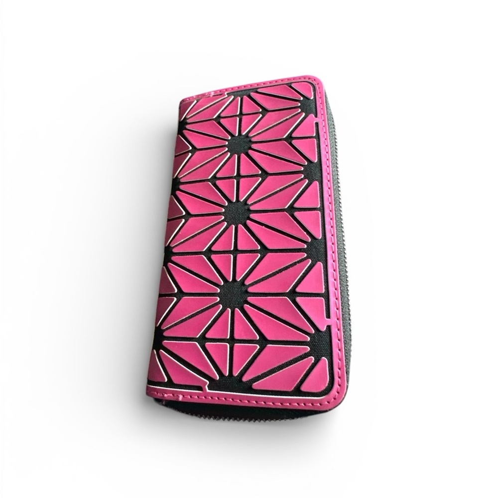 Patrizia Luca geometric east west zipped wallet, nwt